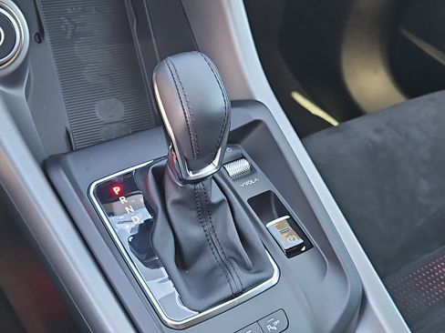 Used 2024 Alfa Romeo Tonale Veloce image 21