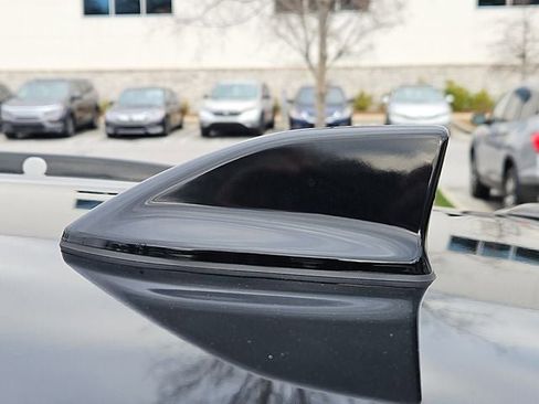 Used 2024 Nissan Kicks SR image 39