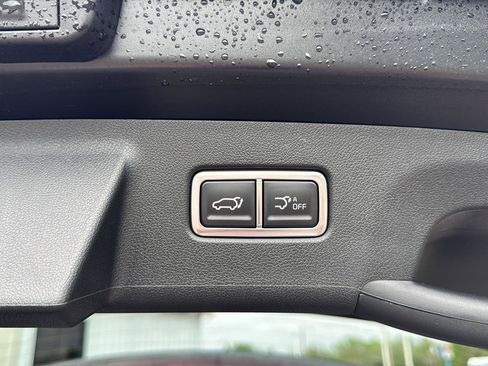 Used 2025 Kia Sorento EX FWD image 32