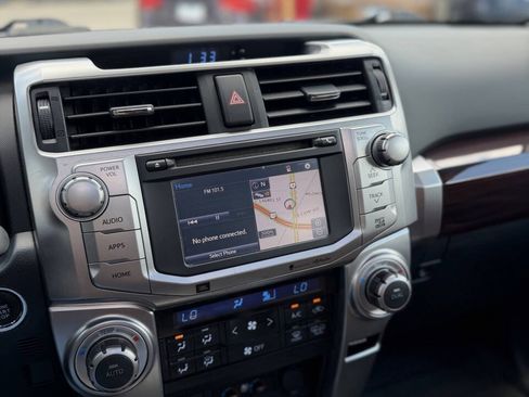 Used 2016 Toyota 4Runner Limited AWD/4WD image 26