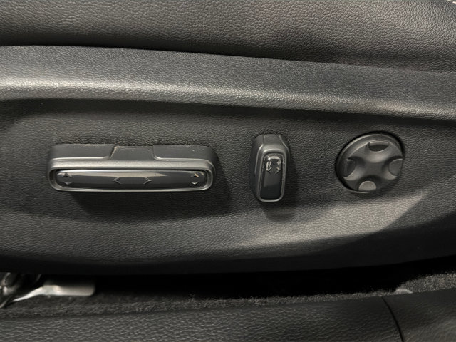 Used 2019 Honda Accord Sport image 11