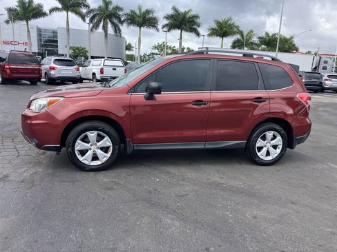 Used 2016 Subaru Forester 2.5i Limited w/ Popular Package #2 AWD/4WD image 3