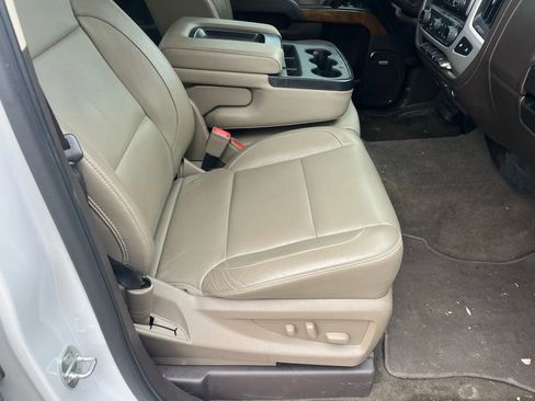 Used 2018 GMC Sierra 1500 SLT w/ SLT Premium Package image 18