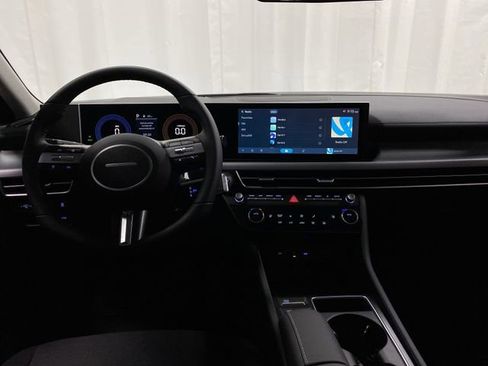 New 2025 Hyundai Sonata SEL image 5