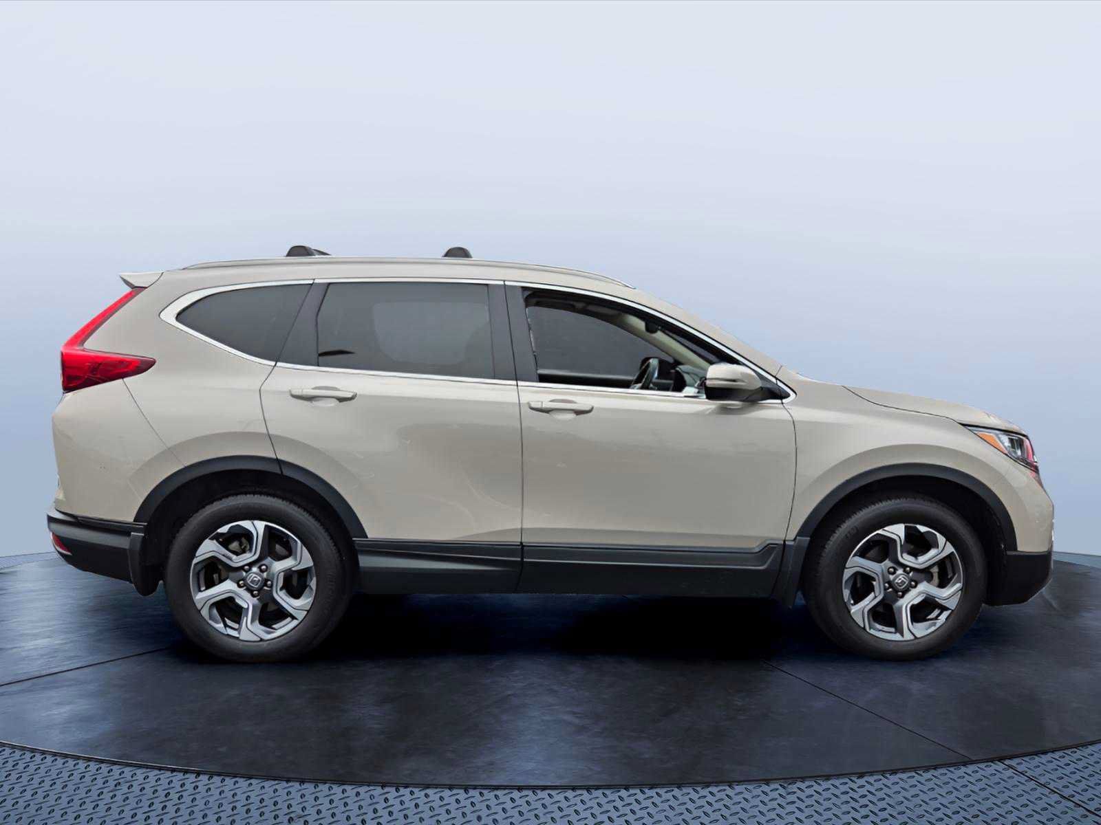 Used 2017 Honda CR-V EX-L image 2
