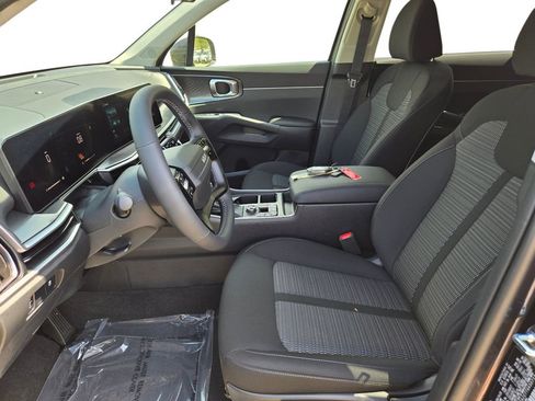 New 2026 Kia Sorento LX image 18