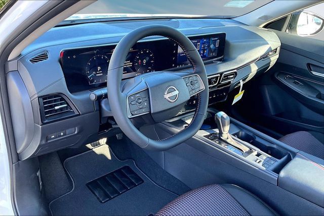 New 2027 Nissan Sentra SR w/ SR All Weather Package FWD image 7