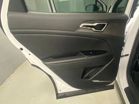 Used 2023 Kia Sportage X-Pro Prestige AWD/4WD image 8