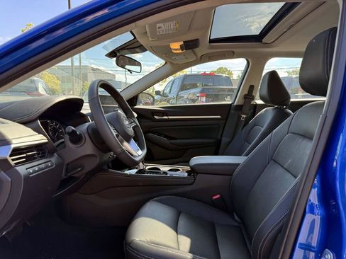 Certified 2025 Nissan Altima 2.5 SL image 17