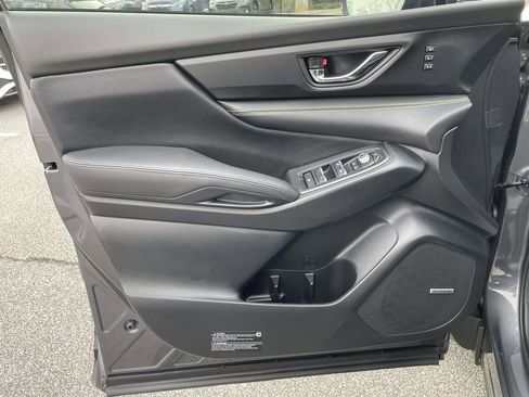 Certified 2025 Subaru Ascent Bronze Edition w/ Onyx Package image 16