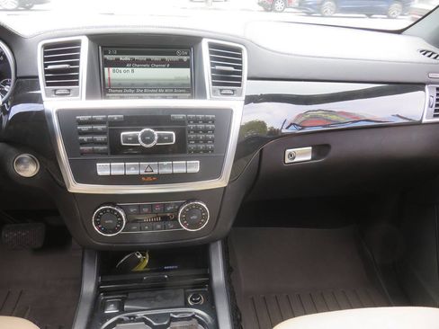 Used 2016 Mercedes-Benz GL 450 4MATIC image 16