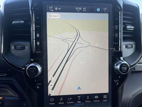 New 2024 RAM 2500 Limited image 26