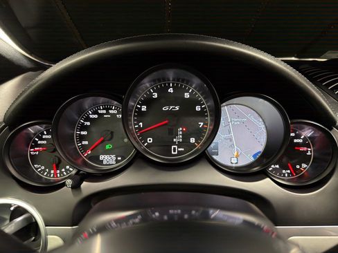 Used 2016 Porsche Cayenne GTS image 19