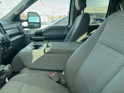 Used 2018 Ford F250 XLT image 22