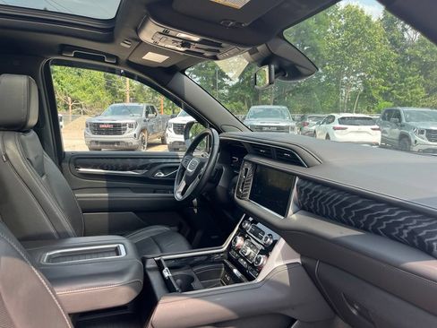 Used 2023 GMC Yukon Denali AWD/4WD image 40