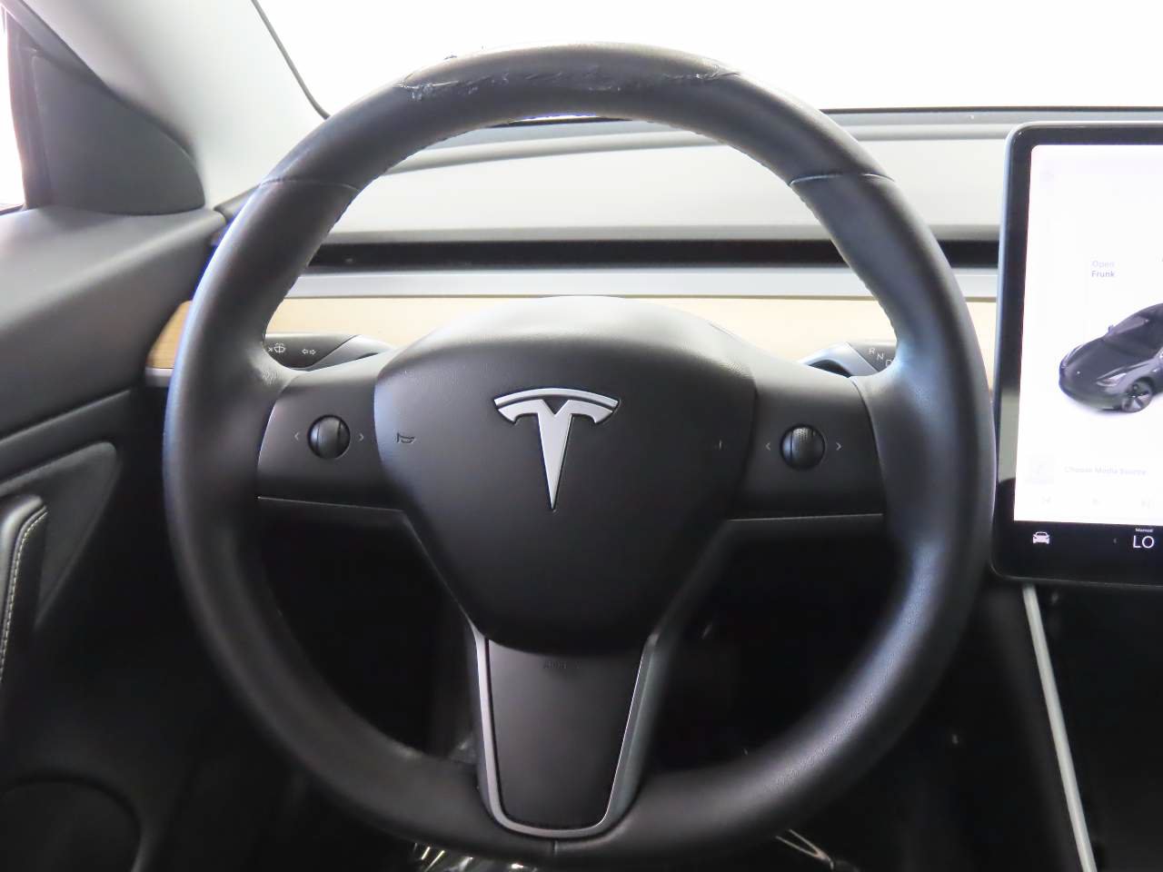 Used 2019 Tesla Model 3 Standard Range RWD image 9