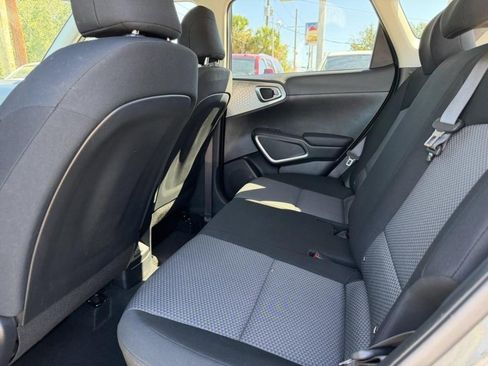 Used 2023 Kia Soul S image 18