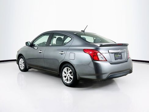 Used 2019 Nissan Versa SV w/ SV Special Edition Package FWD image 5