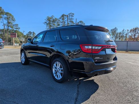 Used 2023 Dodge Durango GT image 7