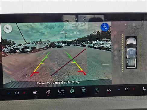 New 2025 Ford Maverick Lariat w/ 4K Tow Package image 13