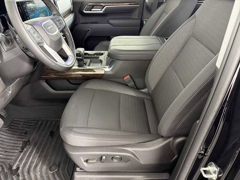 Used 2025 GMC Sierra 1500 Elevation image 7