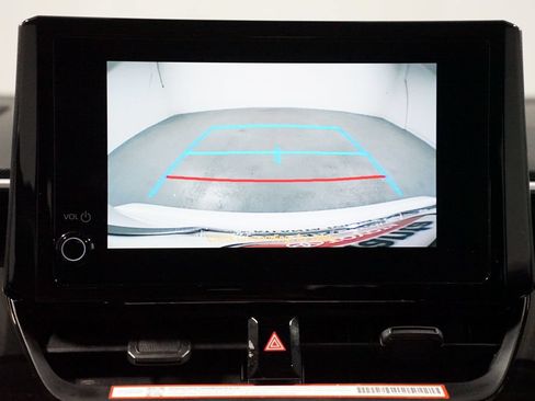 Used 2025 Toyota Corolla LE FWD image 19