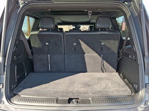 Used 2022 Jeep Wagoneer Series II w/ Premium Group I image 30