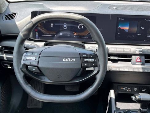 Used 2025 Kia K4 FWD image 18