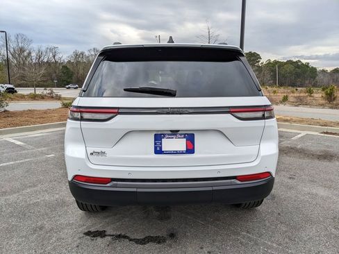 New 2026 Jeep Grand Cherokee Limited w/ Limited Altitude Package RWD image 21