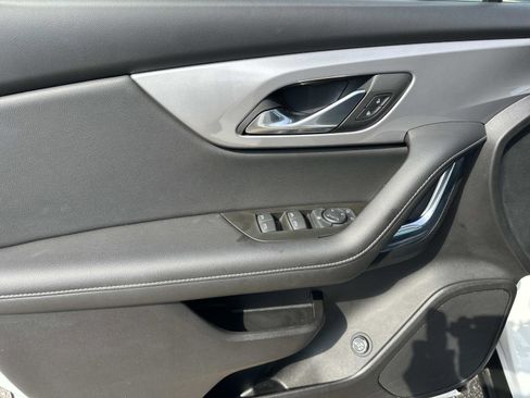 Used 2023 Chevrolet Blazer LT AWD/4WD image 15