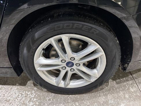 Certified 2018 Ford Fusion SE image 19