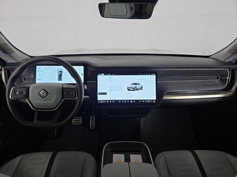 Used 2024 Rivian R1T Adventure AWD/4WD image 25