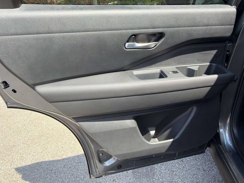 New 2026 Nissan Pathfinder SL FWD image 19