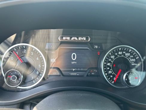 Used 2025 RAM 1500 Big Horn AWD/4WD image 18
