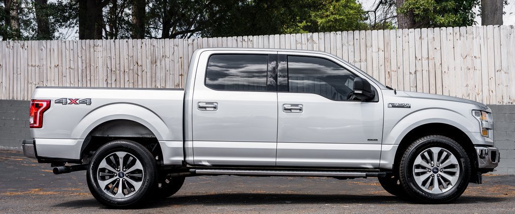 Used 2017 Ford F150 XLT w/ Equipment Group 302A Luxury AWD/4WD image 11