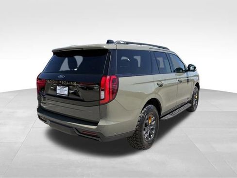 Used 2025 Ford Expedition Tremor AWD/4WD image 2