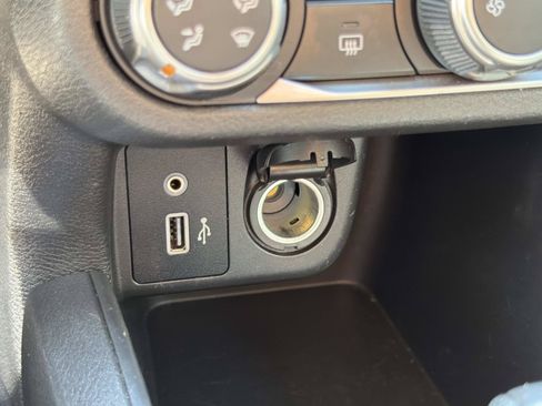 Used 2024 Nissan Versa S w/ Trunk Package FWD image 25