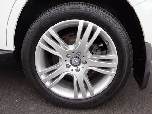Used 2013 Mercedes-Benz GLK 250 BlueTEC 4MATIC image 40