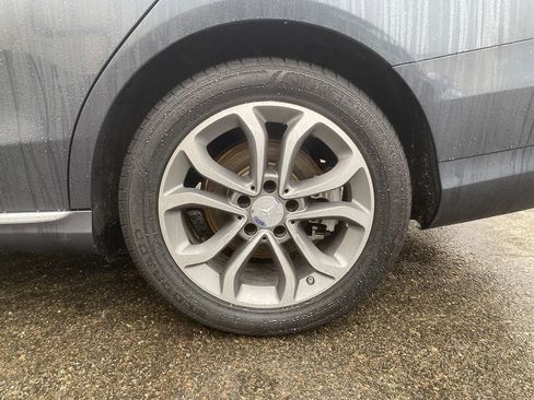 Used 2016 Mercedes-Benz C 300 4MATIC Sedan image 30