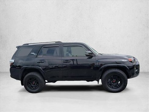 Used 2023 Toyota 4Runner TRD Off-Road Premium w/ Off Road Premium Plus Package AWD/4WD image 4
