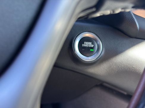 Used 2020 GMC Terrain SLE image 21