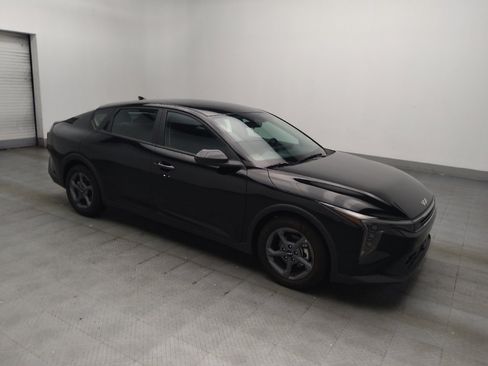 Used 2025 Kia K4 FWD image 11
