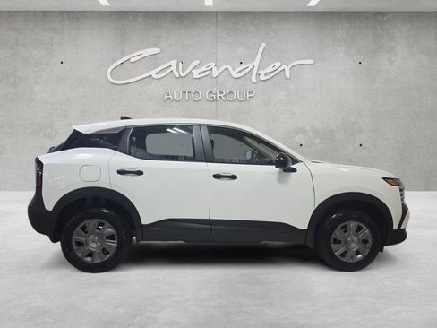 New 2026 Nissan Kicks S image 17