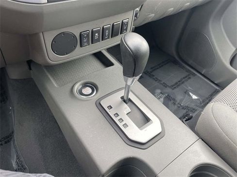 Used 2021 Nissan Frontier SV image 22