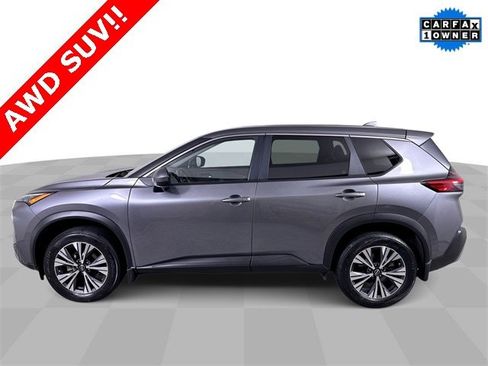 Used 2023 Nissan Rogue SV image 5