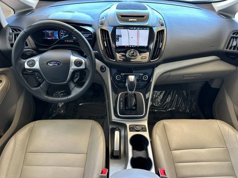 Used 2014 Ford C-MAX Energi SEL w/ Equipment Group 302A FWD image 16