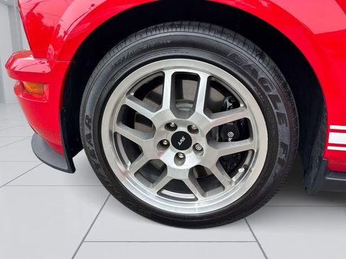 Used 2007 Ford Mustang Shelby GT500 RWD image 27