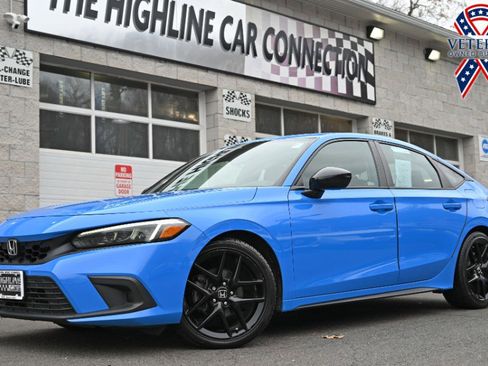 Used 2022 Honda Civic Sport image 1