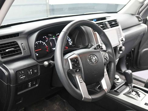 Used 2024 Toyota 4Runner SR5 image 10