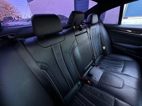 Used 2019 BMW 540i w/ Convenience Package RWD image 37
